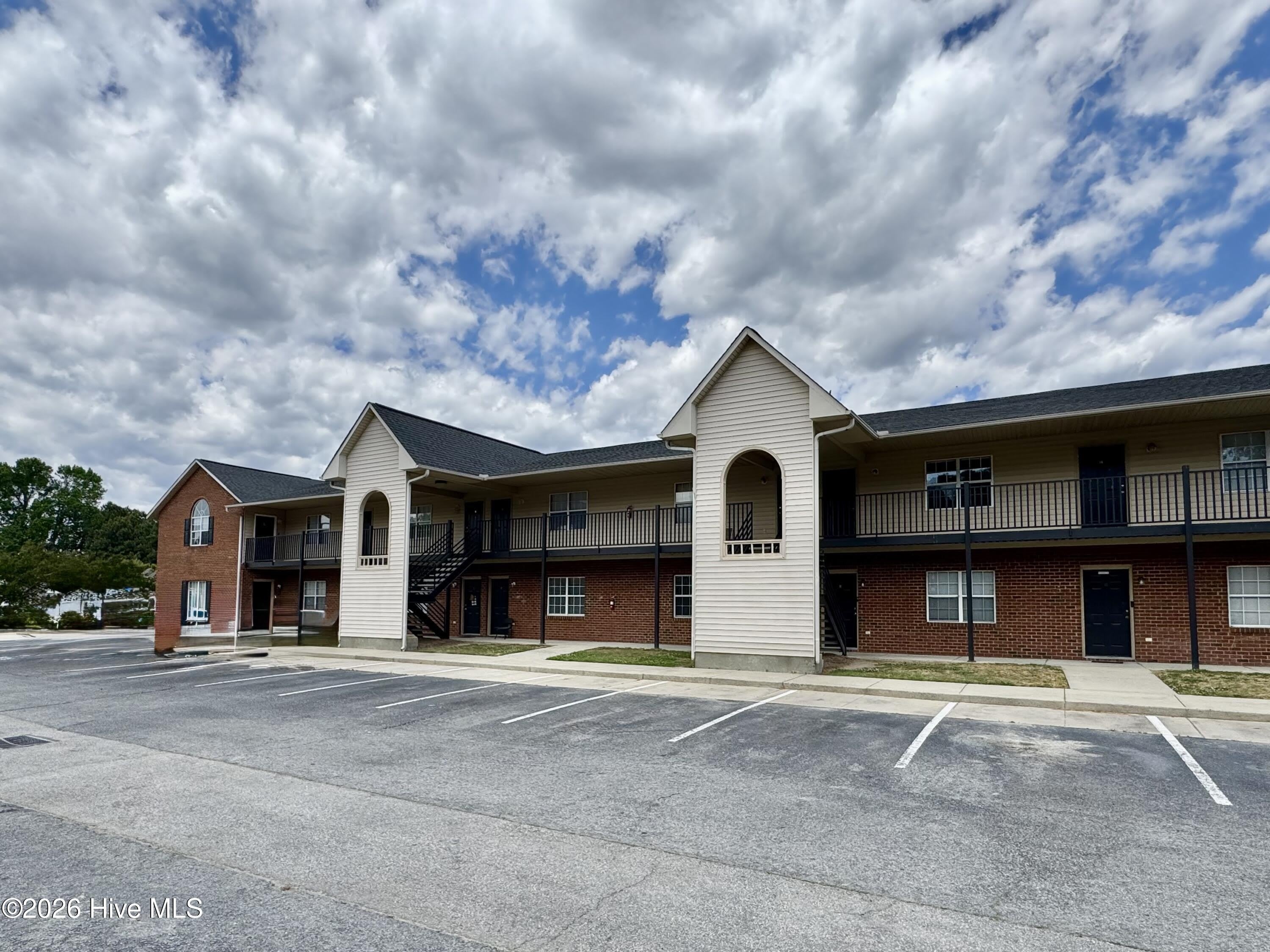 1399 Westpointe Drive – photo 1