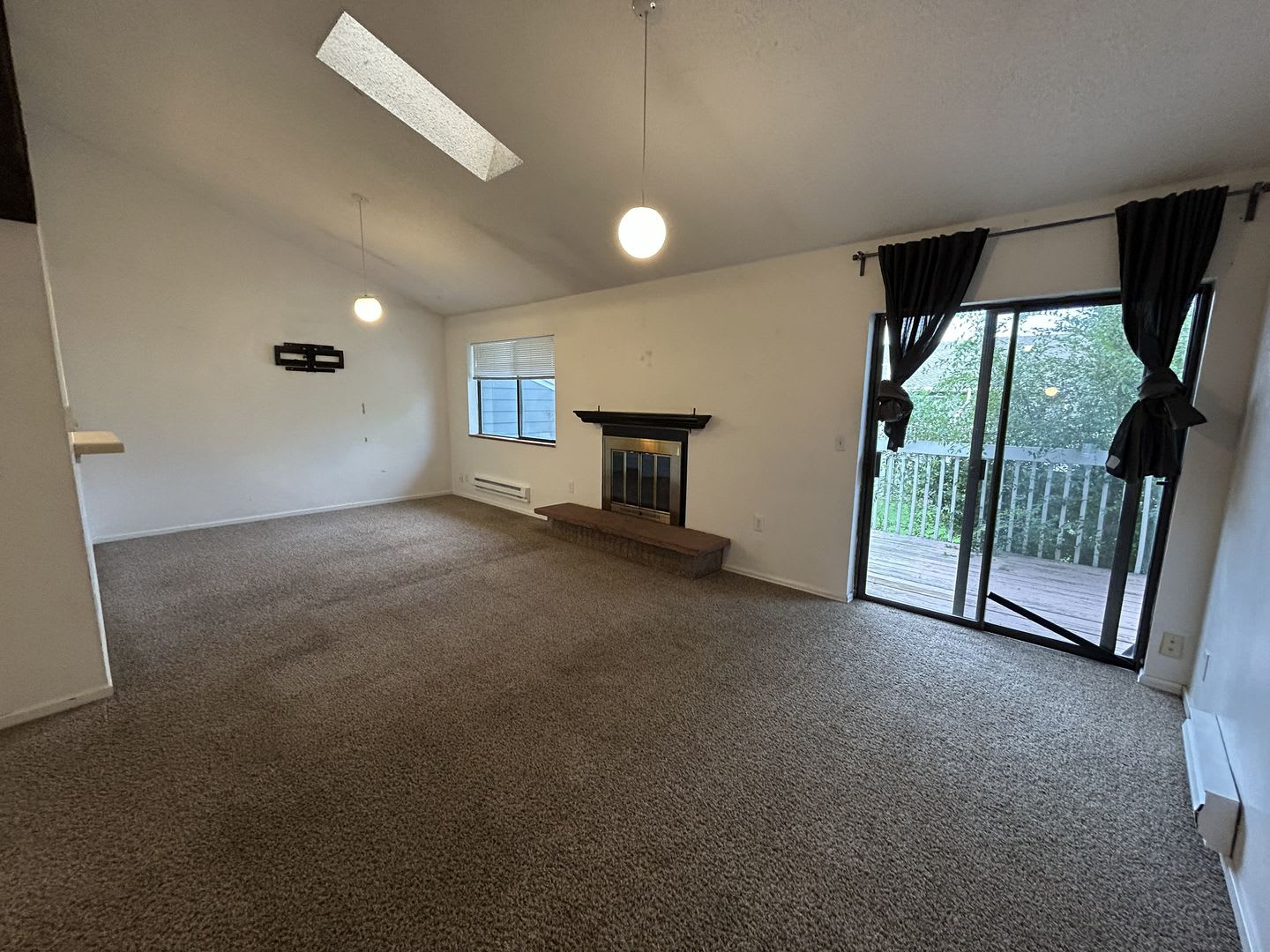 4 Bed 2.5 Bath Boulder Townhome – photo 5