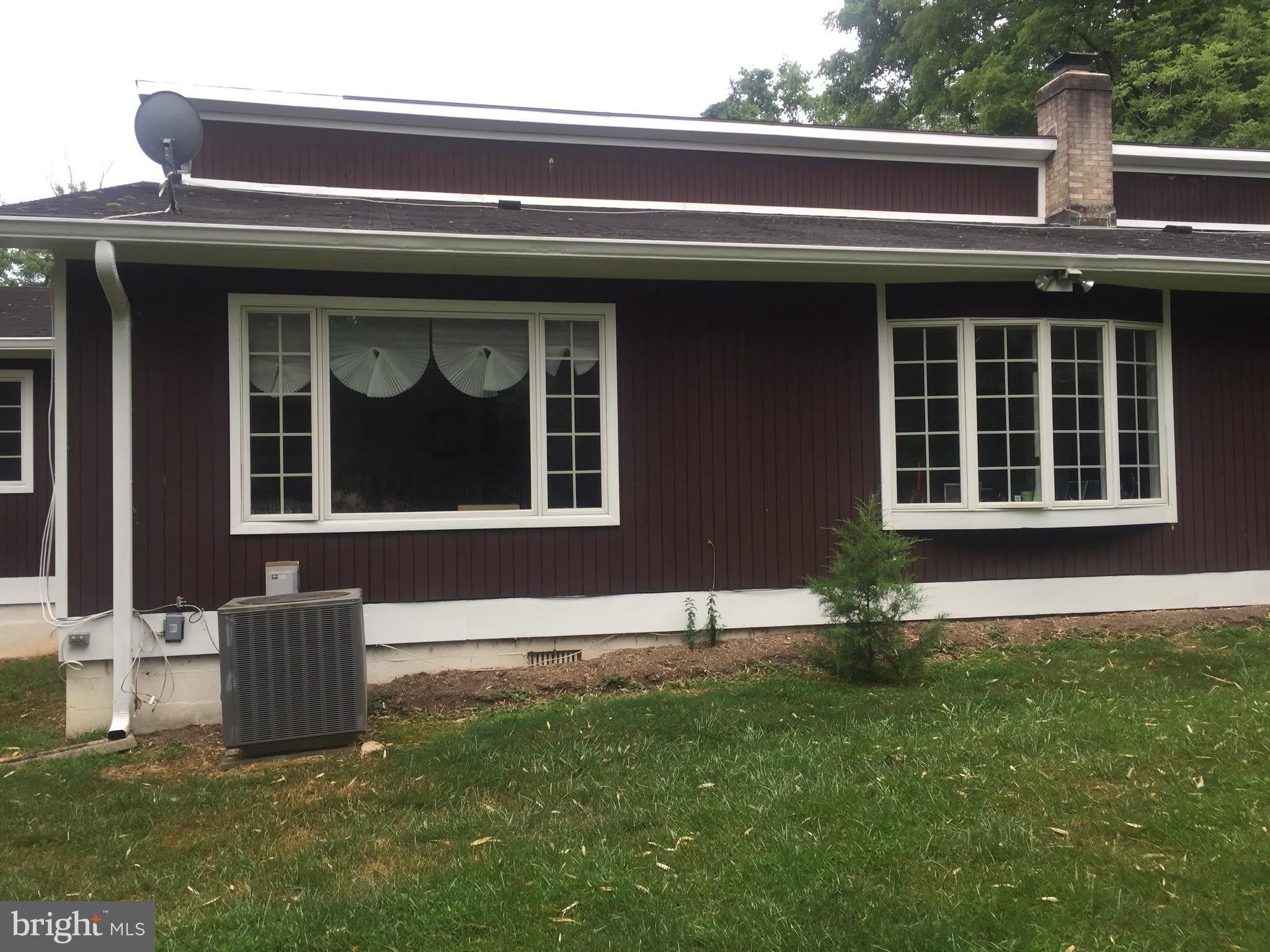 9917 Betteker Lane – photo 4