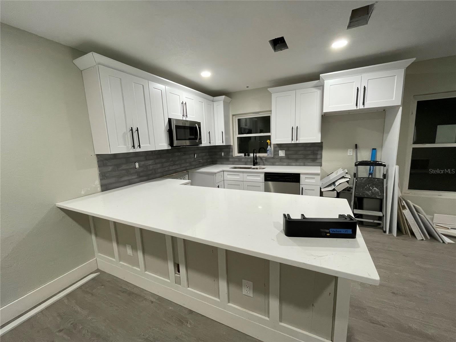 2816 HARGILL Drive – photo 2