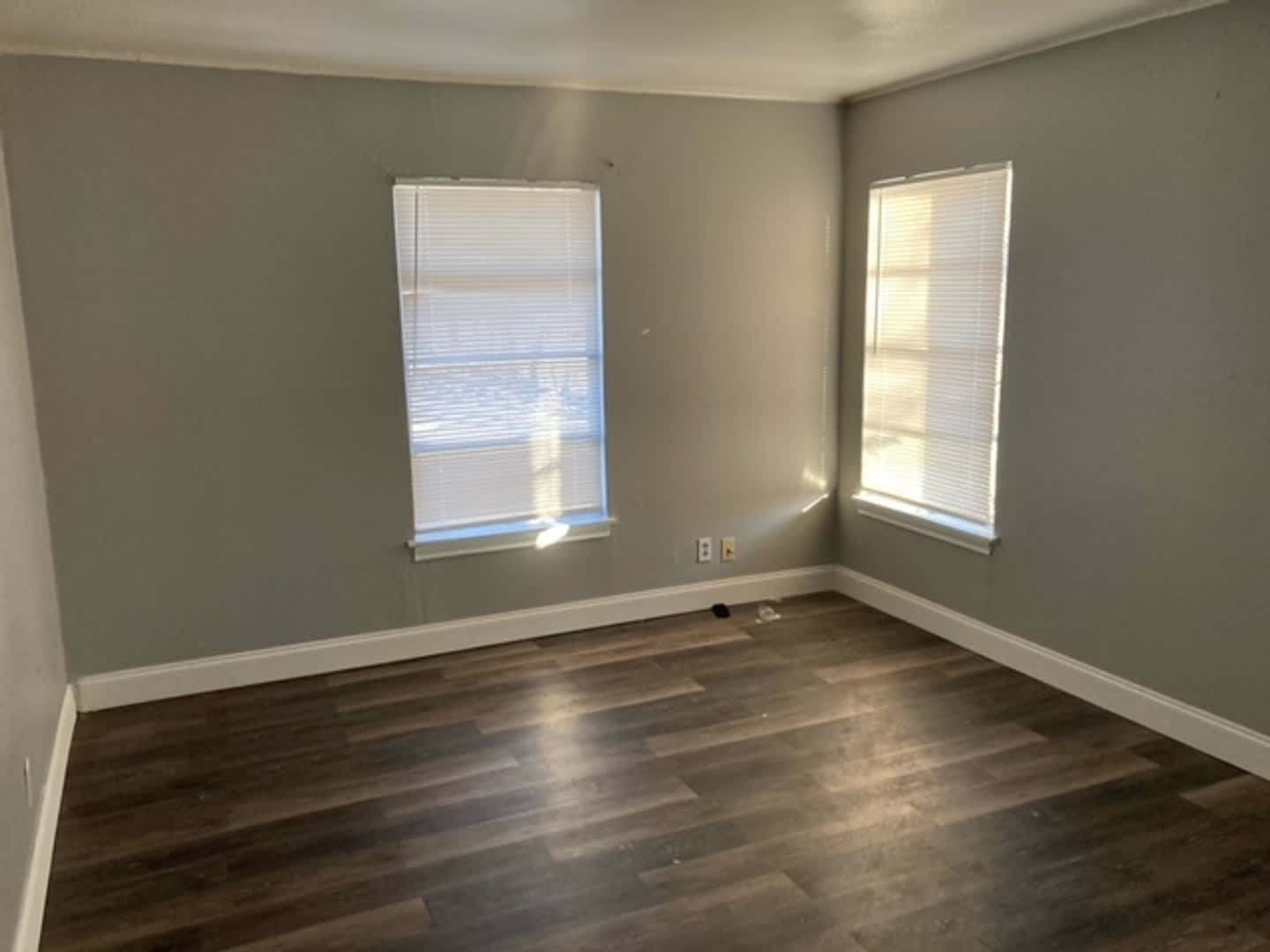 1711 Langford St – photo 3