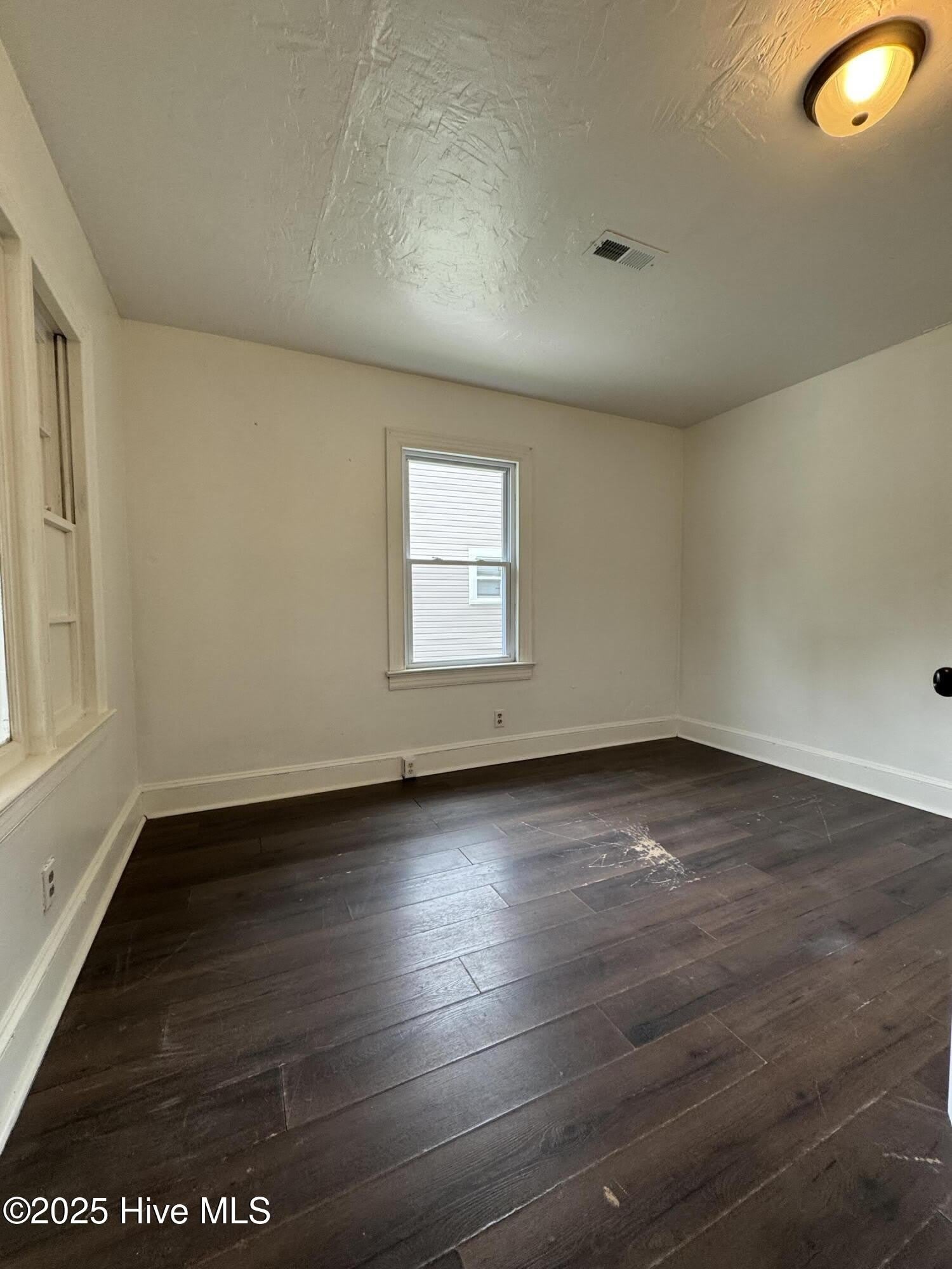 1217 Fleming Street – photo 3