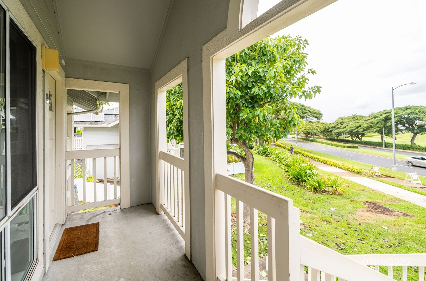2 Bd 2 Ba 2 Parking Second Story Townhome In Ho Okumu At Waikele – photo 5