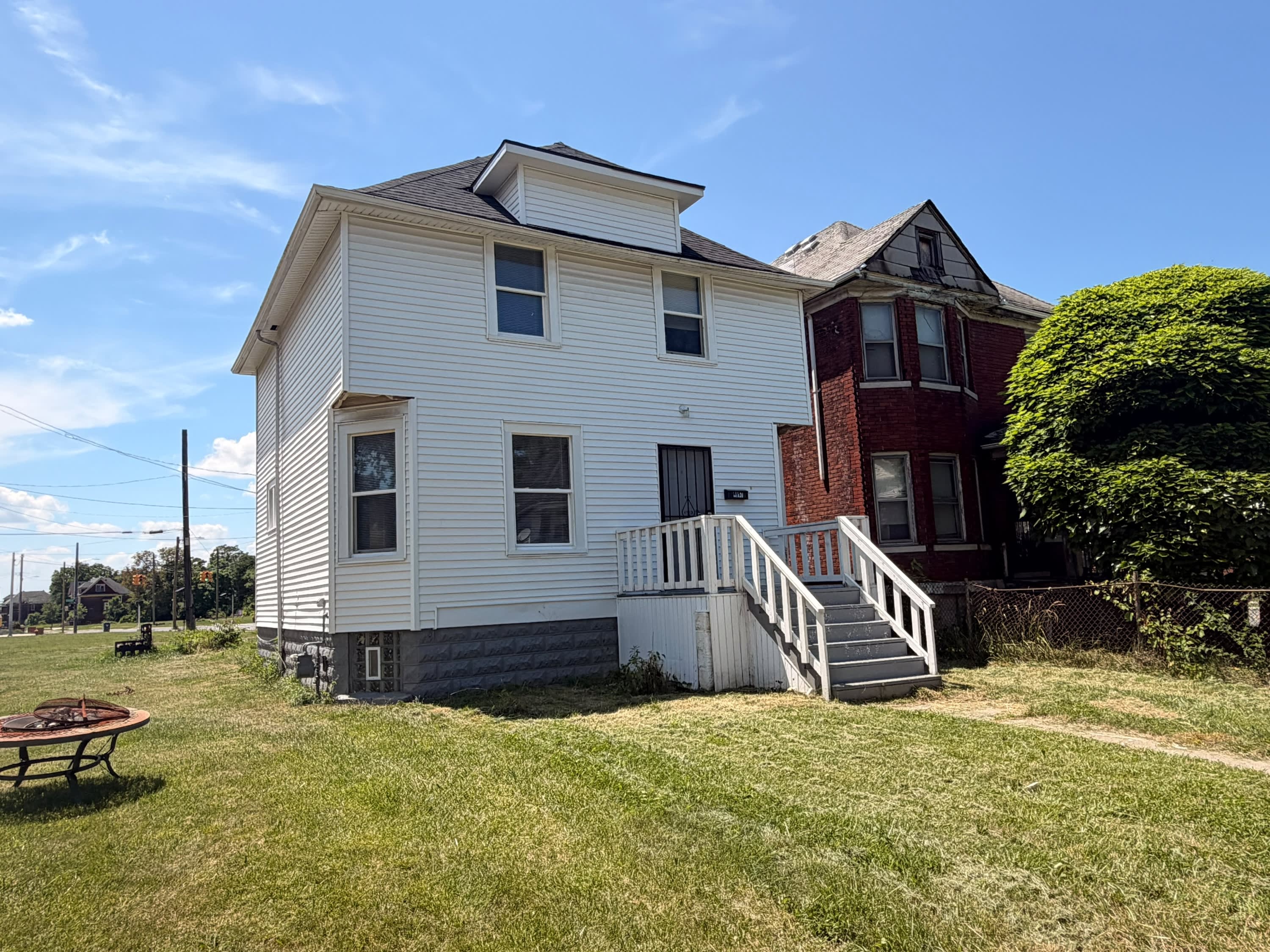 5957 Stanton Street – photo 1