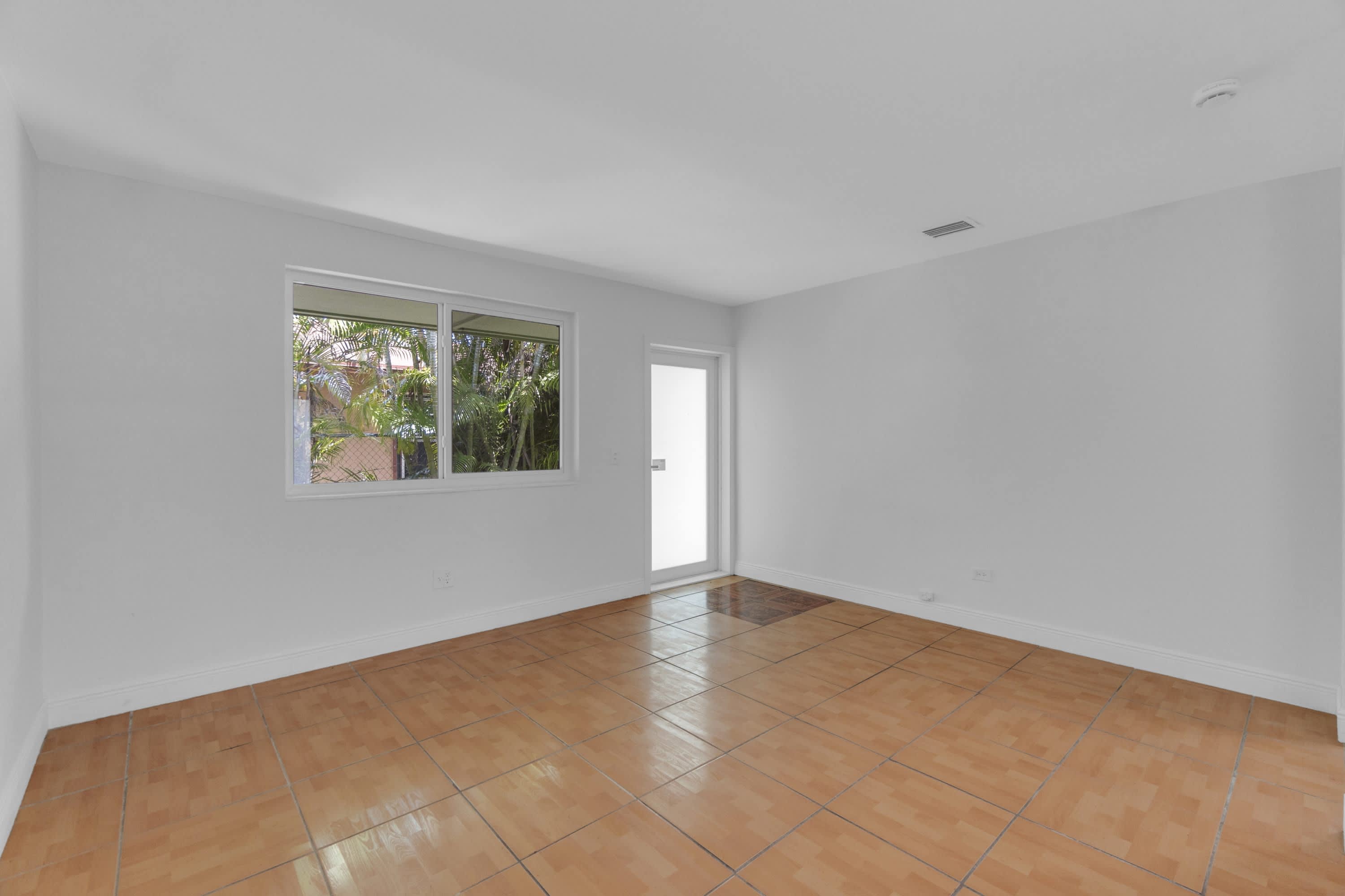 1730 Northwest 55th Terrace – photo 4