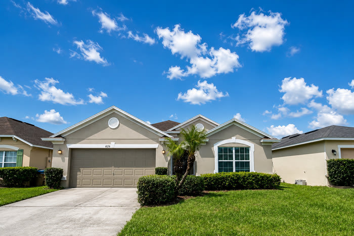 4652 Caverns Drive – photo 1