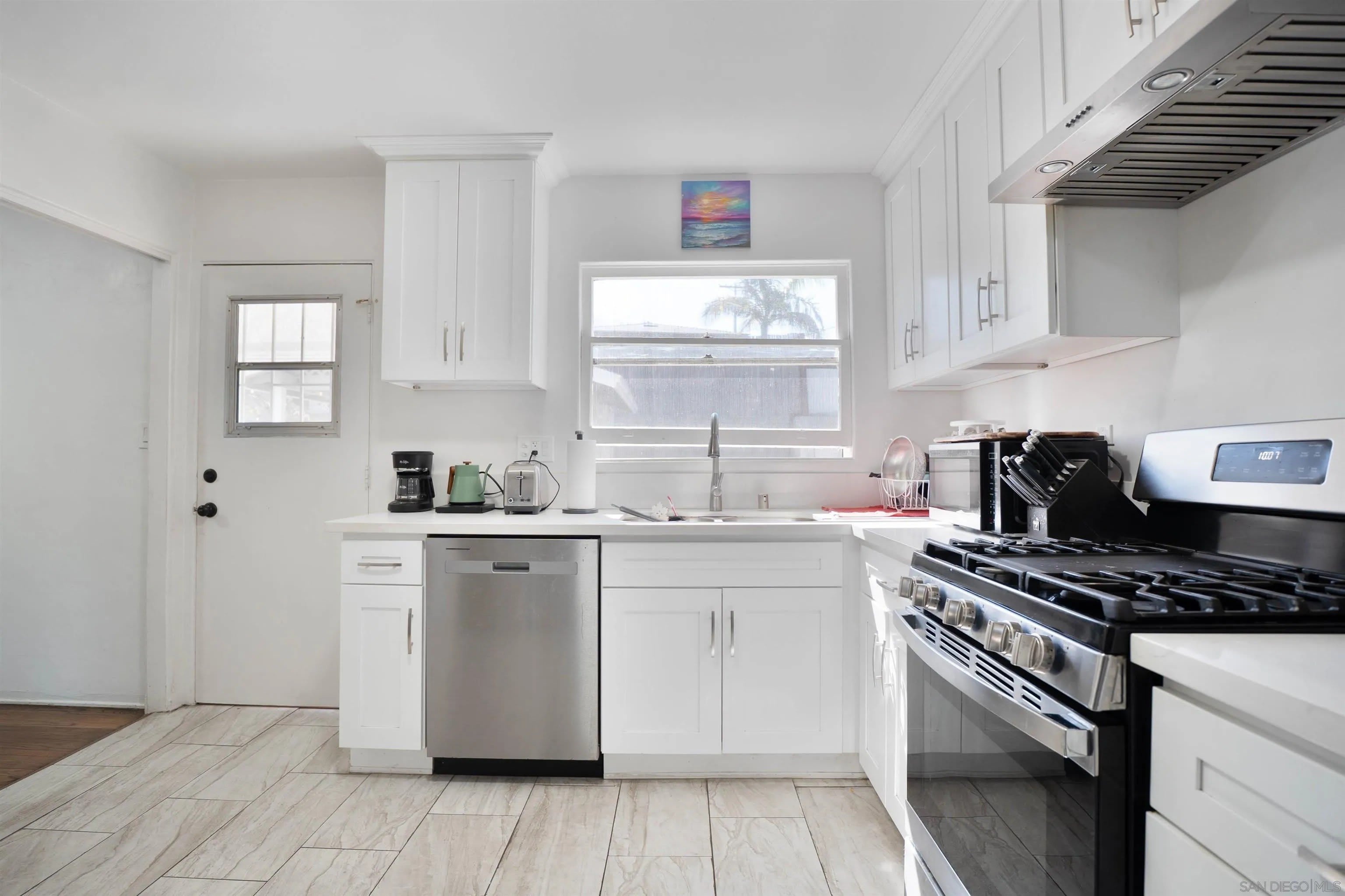 7203 Blackton – photo 3