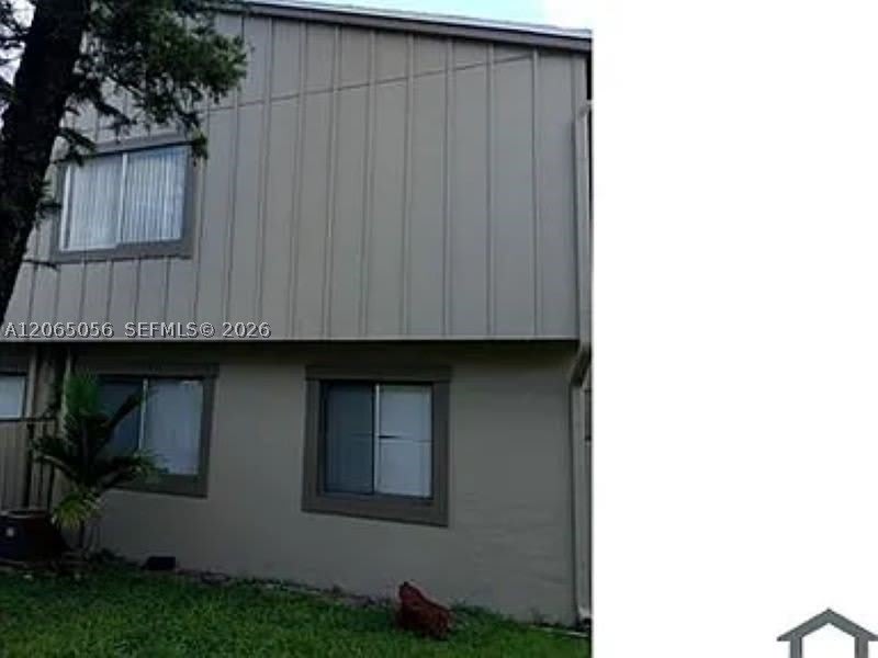 2219 NW 56th Ave – photo 1