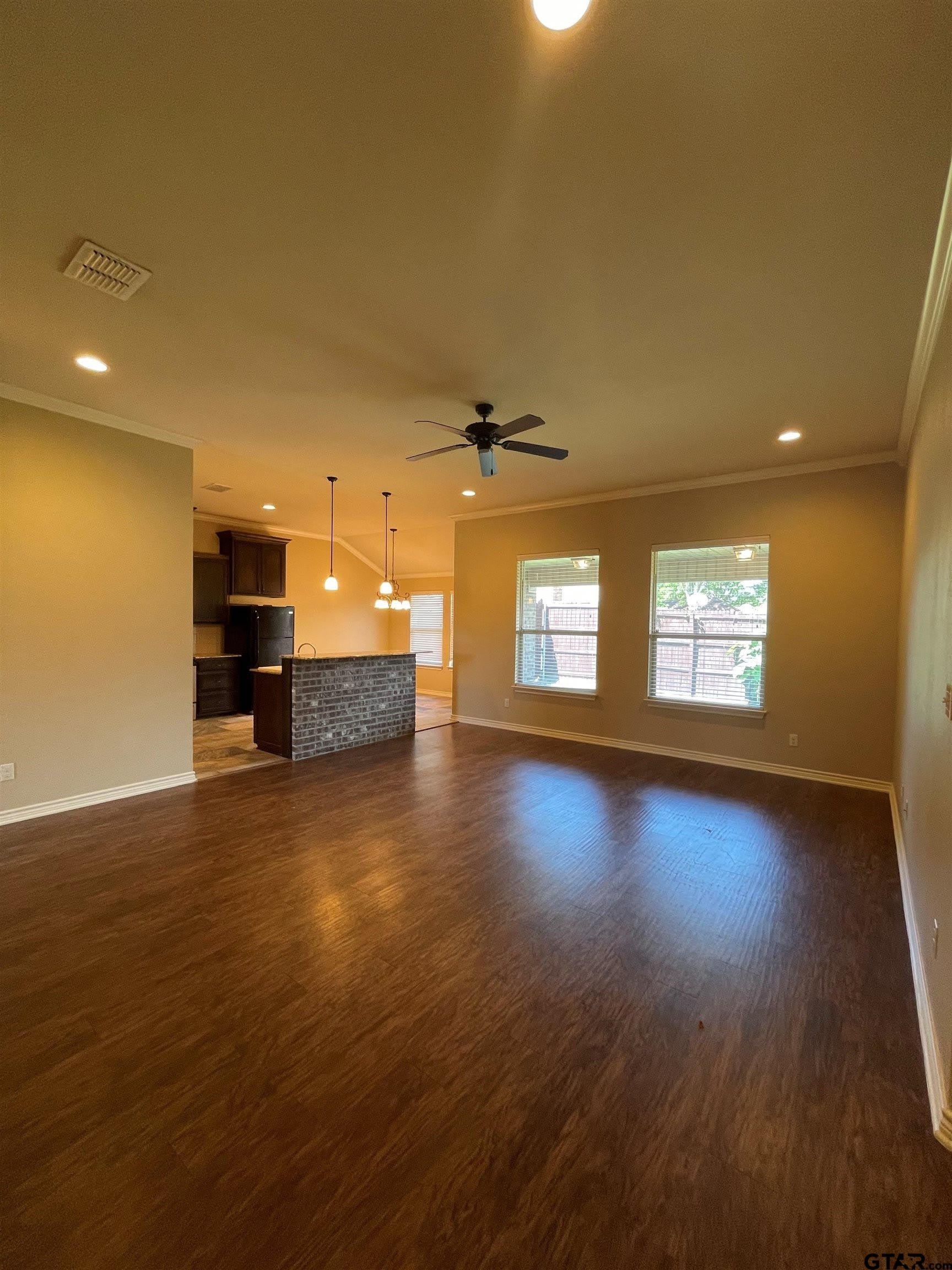 1750 Centennial #107 – photo 5