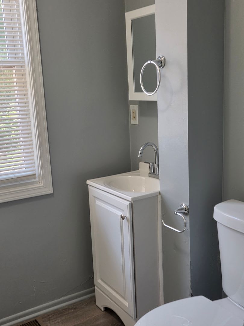 Fully Upgraded Interior – photo 5