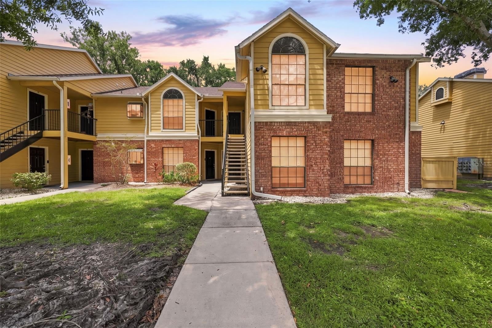 8630 MALLARD RESERVE Drive – photo 1