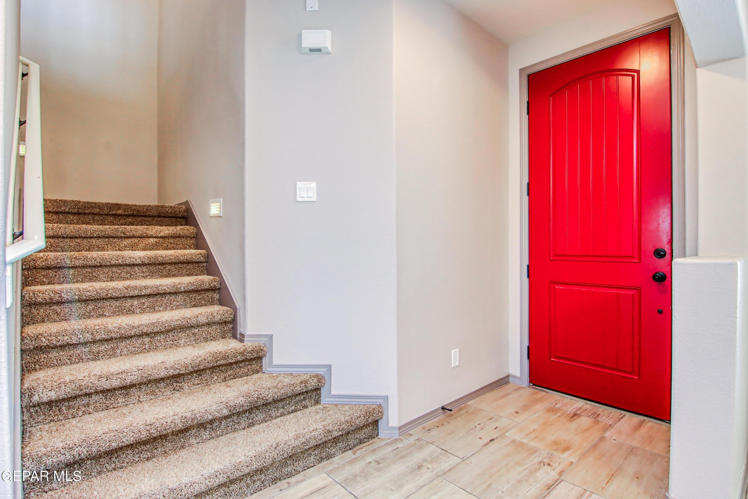 7545 Wolf Creek Drive – photo 3