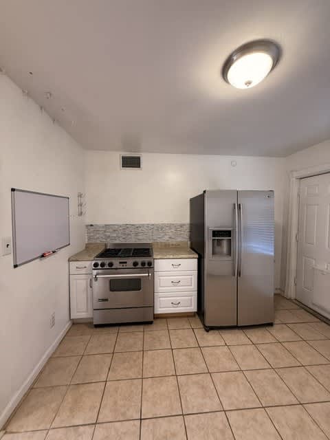 1150 North Magnolia Avenue 3 – photo 5