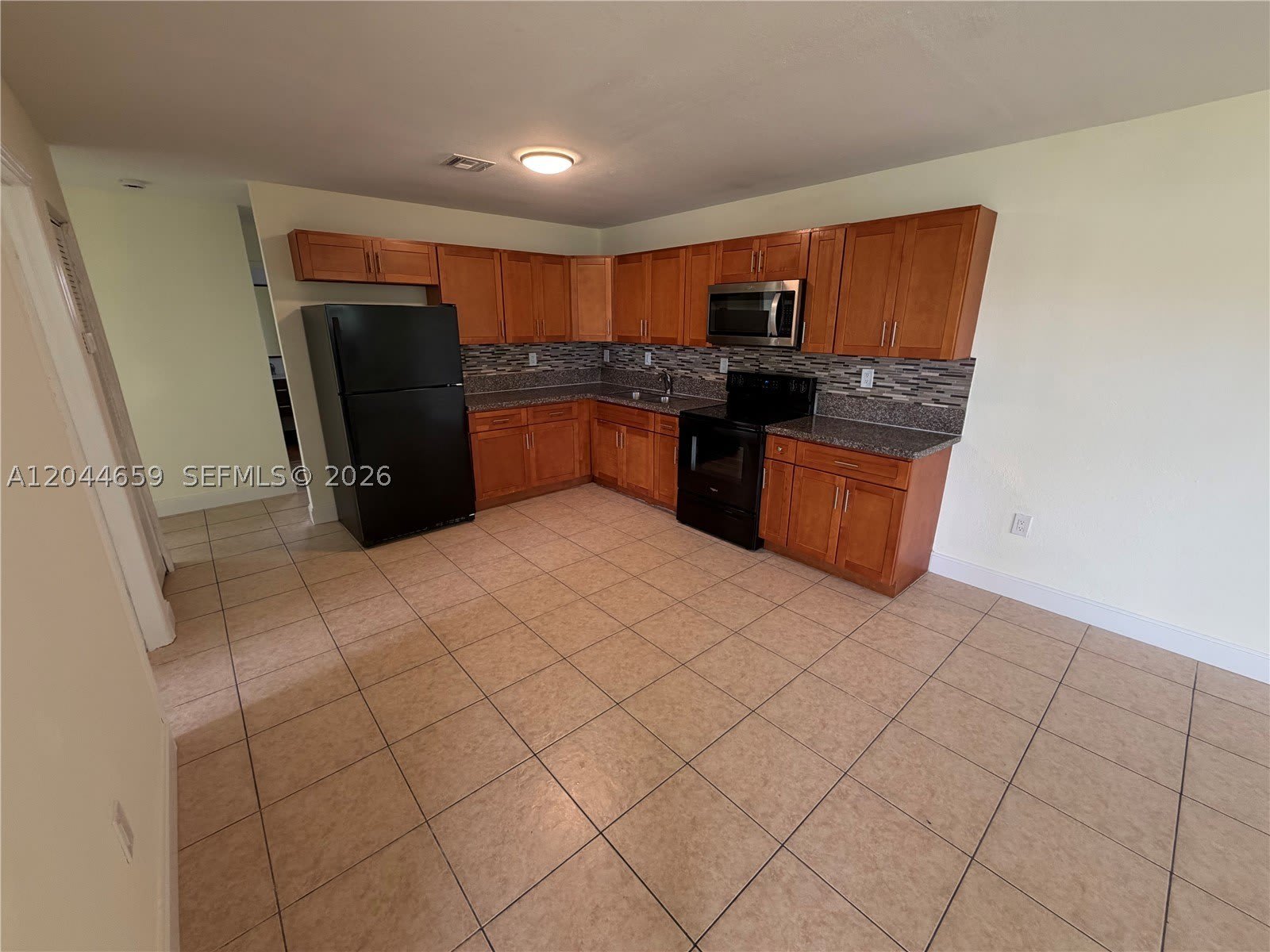 10530 SW 183rd St – photo 4
