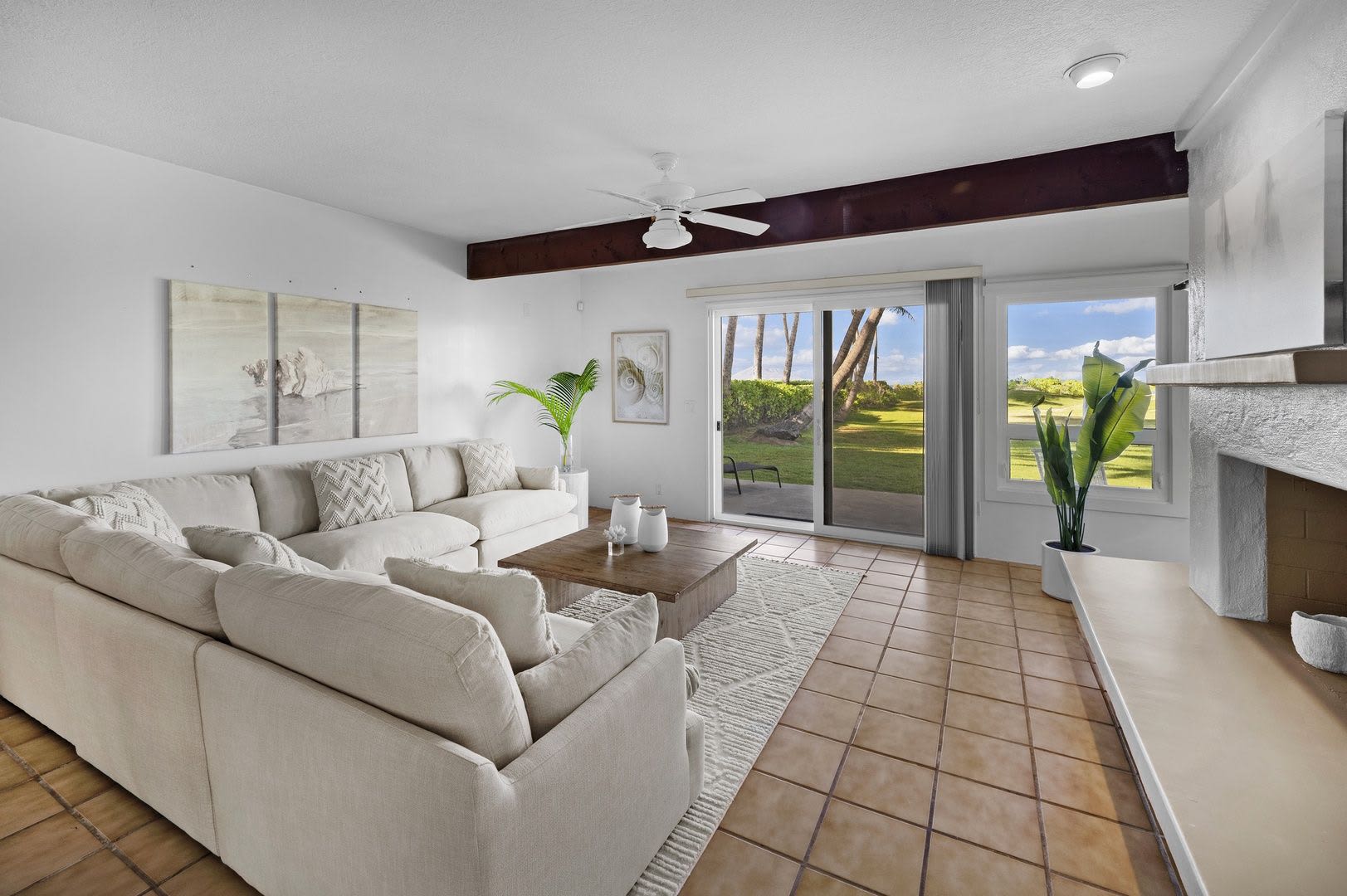 Ocean View Villa w/Beach as Backyard, Walk to Attractions: Kailua Hale Kahakai – photo 4