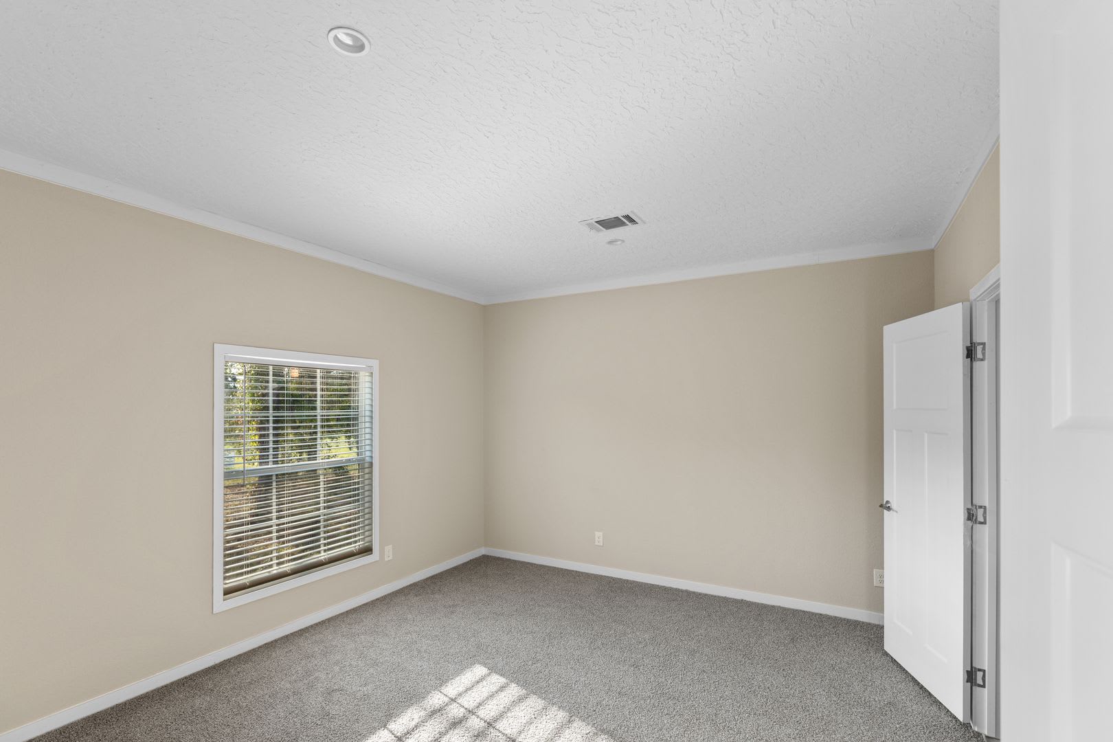 Enjoy 2 89 Acres With Lots A Room To Roam – photo 3