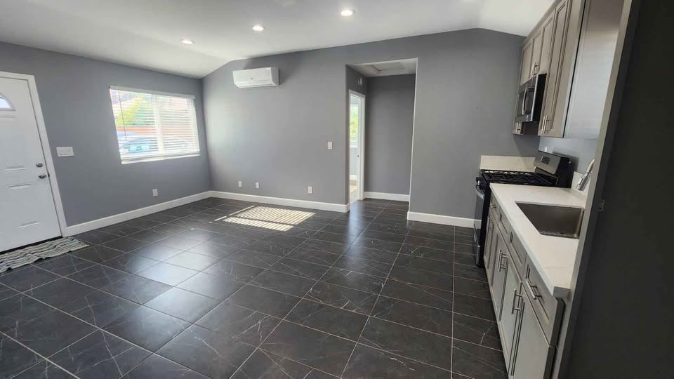 15269 Ramona Avenue – photo 3