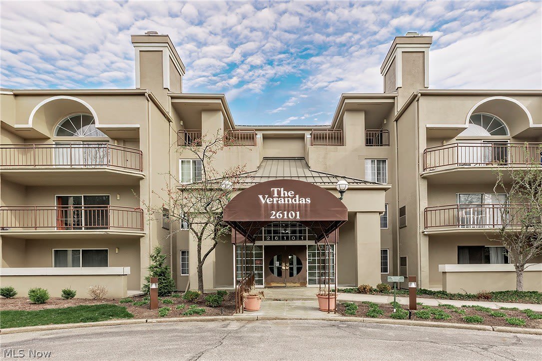 26101 Village Lane – photo 2