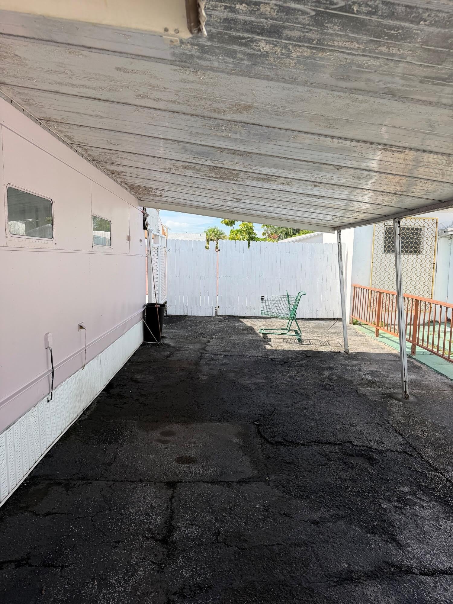 821 SW 1ST Court – photo 2