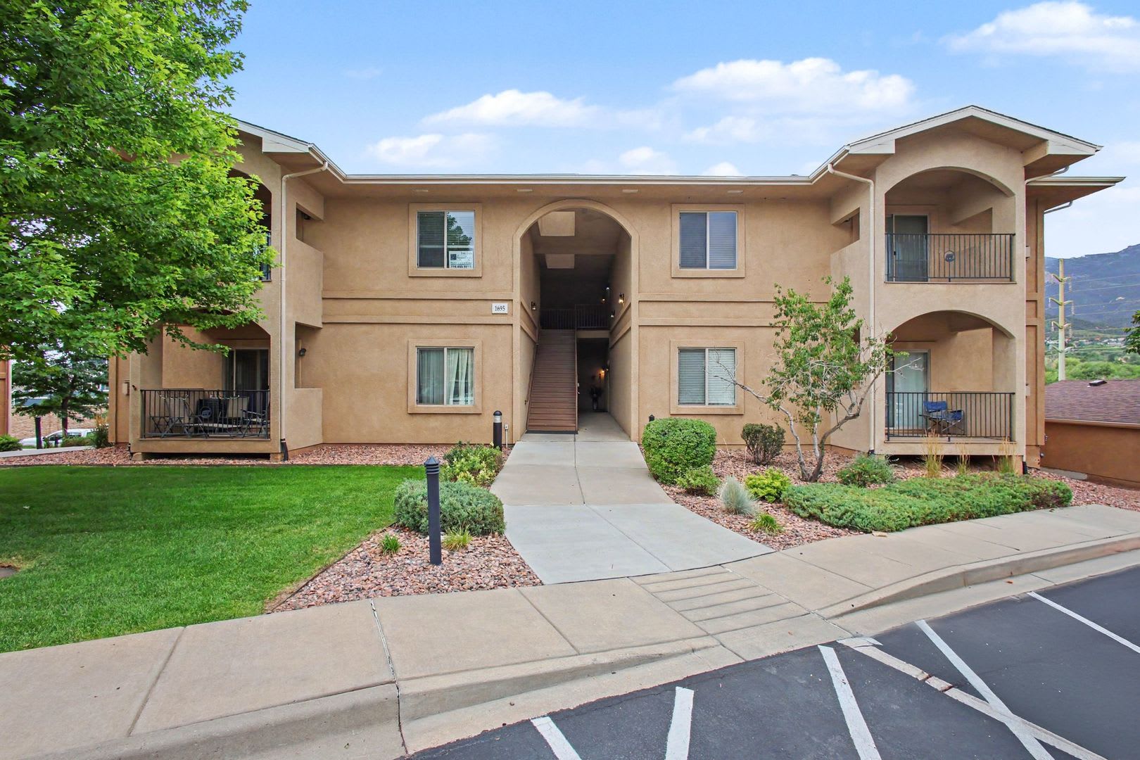 1695 Little Bear Creek Point #203 – 3 Bedroom Condo with Mountain Views & One-Car Garage – photo 1