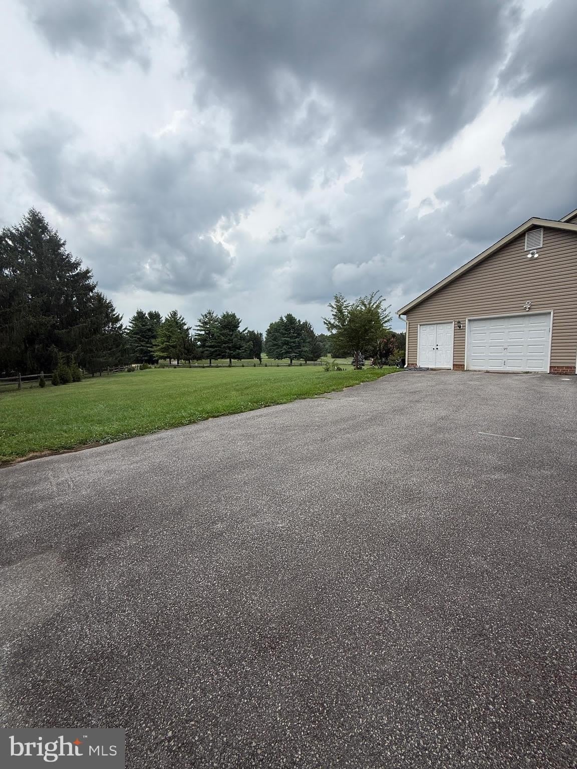 2092 TRIPLE GREEN Court – photo 3