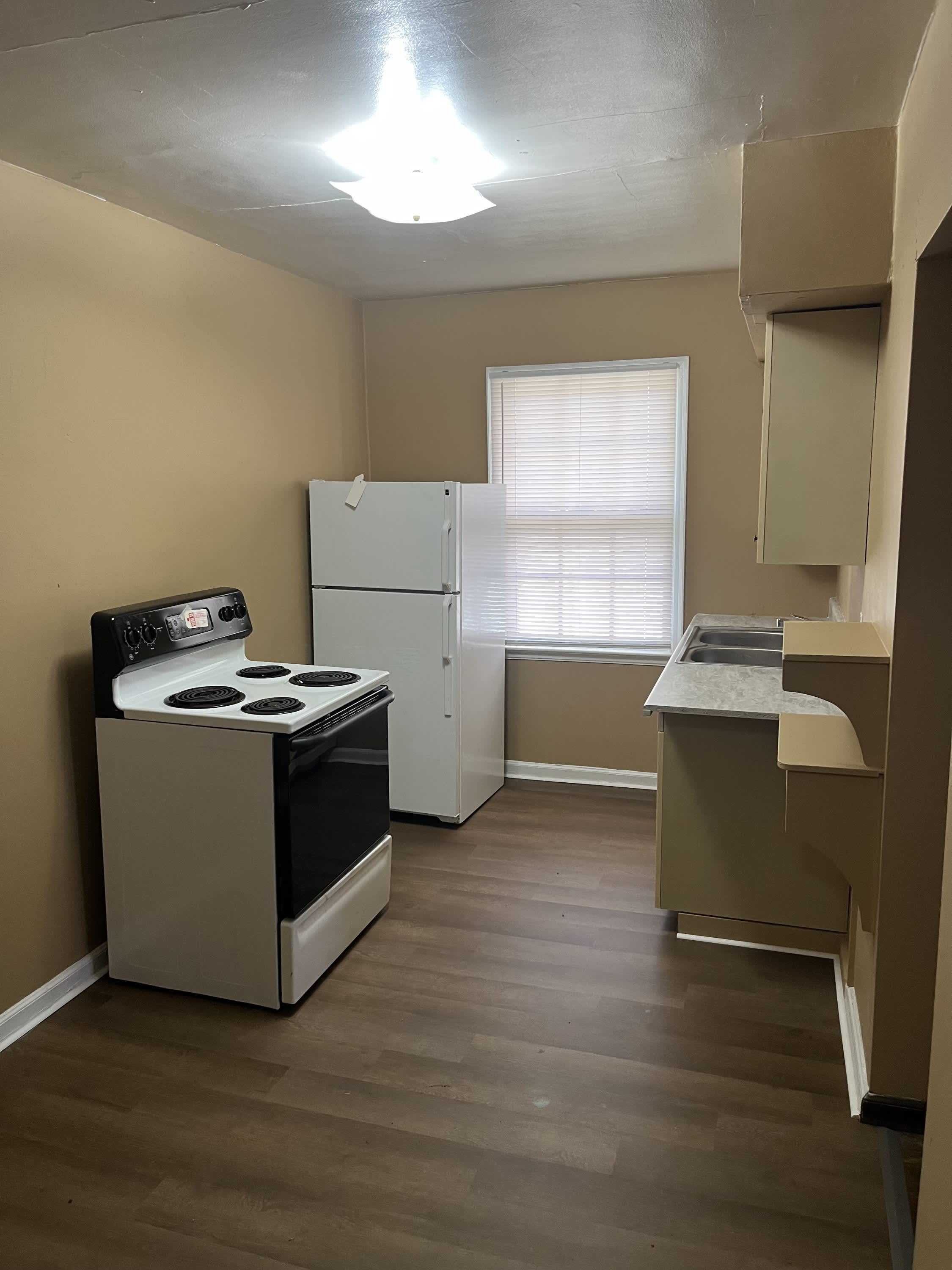 2678 North Main Street 202 – photo 3