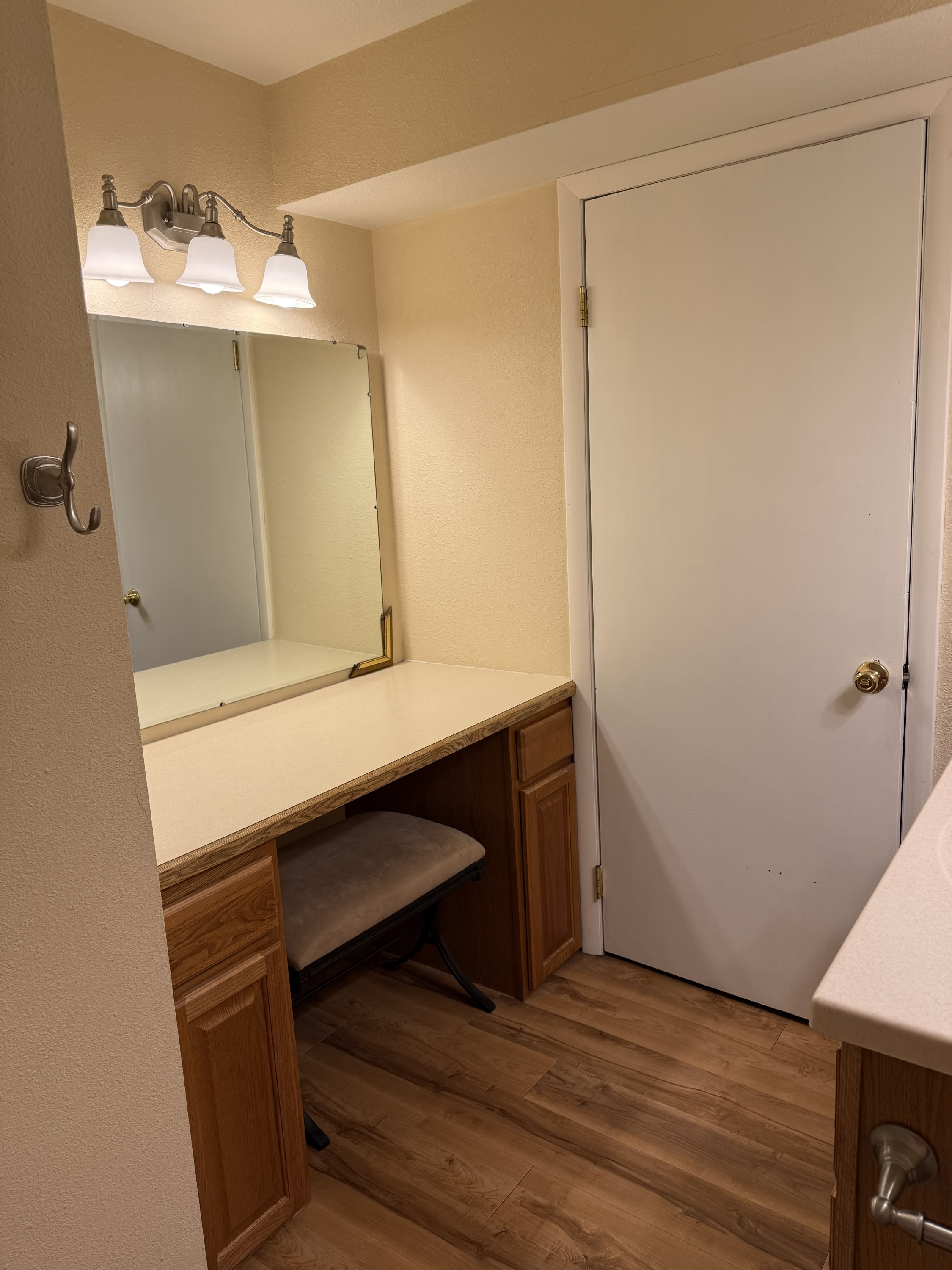 2320 43rd Avenue Court – photo 5