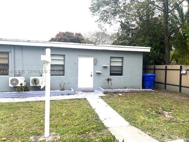 504 N 57th Ave – photo 1