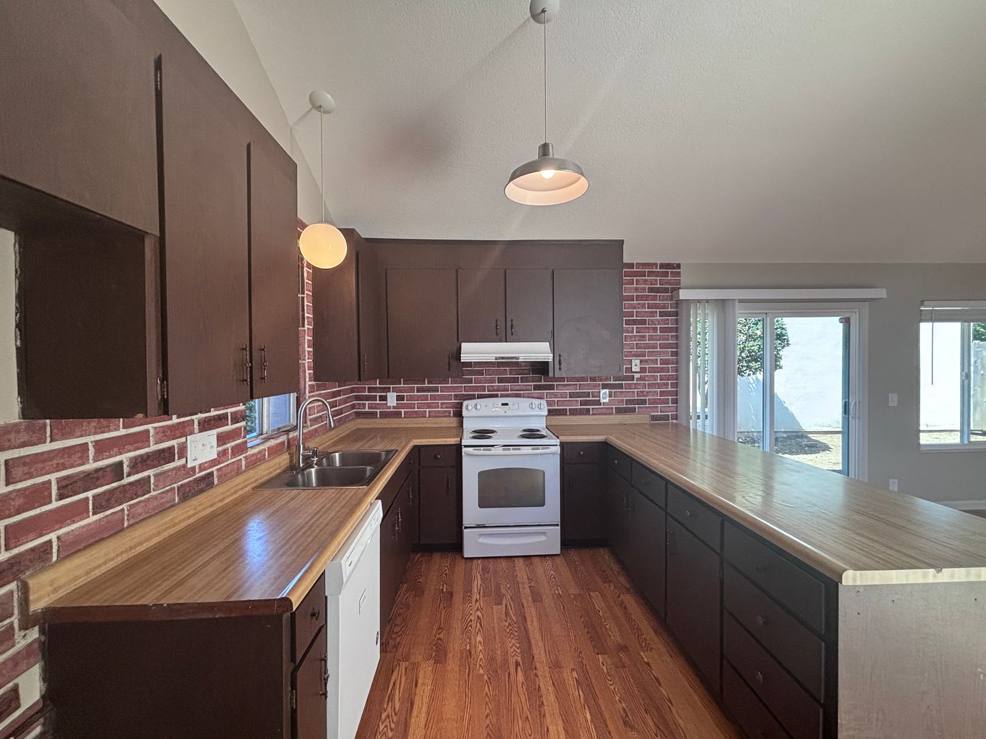 Blossom Valley- well maintained single-family home,3 beds, extra den and 2 baths – photo 3