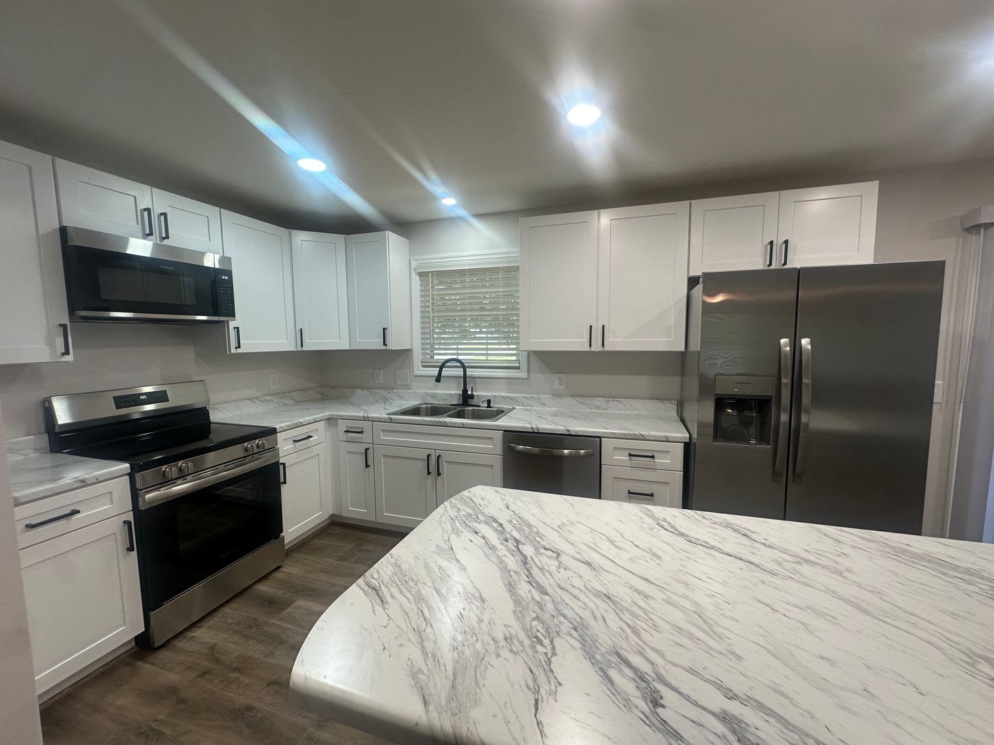 FRESHLY UPDATED HOME IN OXFORD – photo 2