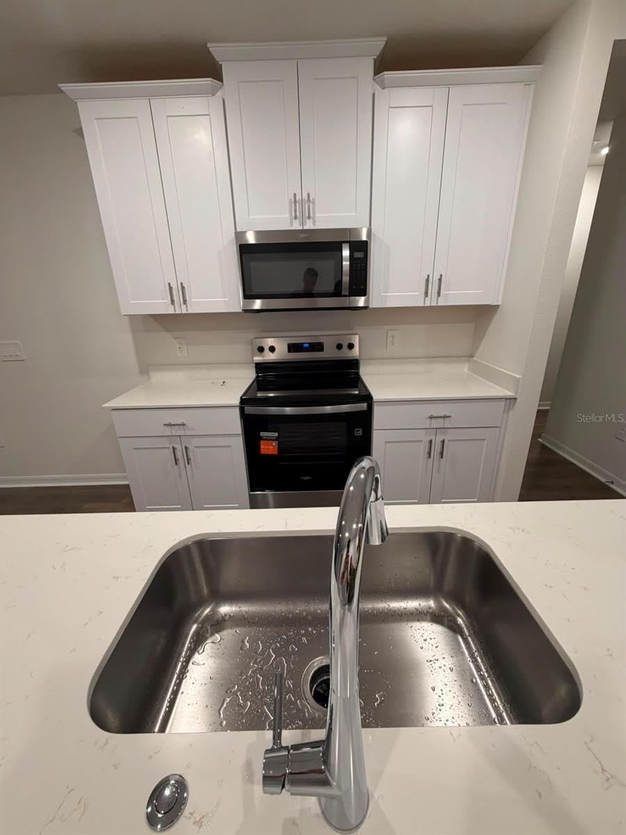 4325 RIVER BEACON Boulevard – photo 5