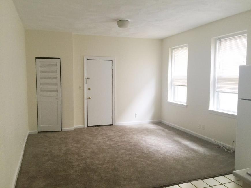1423 commonwealth Ave. – photo 2
