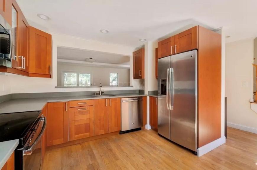 55 Waterhouse St. – photo 1