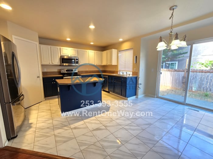 18224 80th Avenue Court East – photo 5