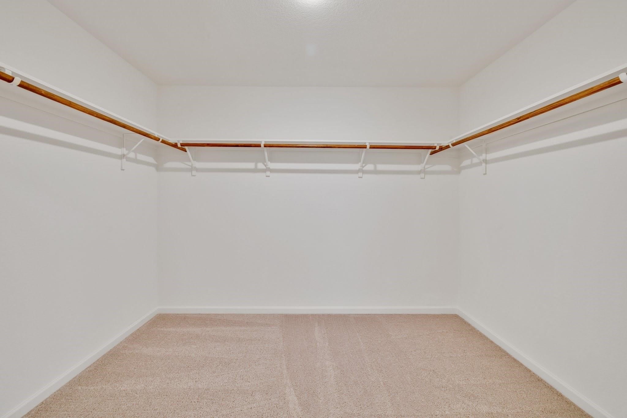 795 Yorkshire Drive – photo 4