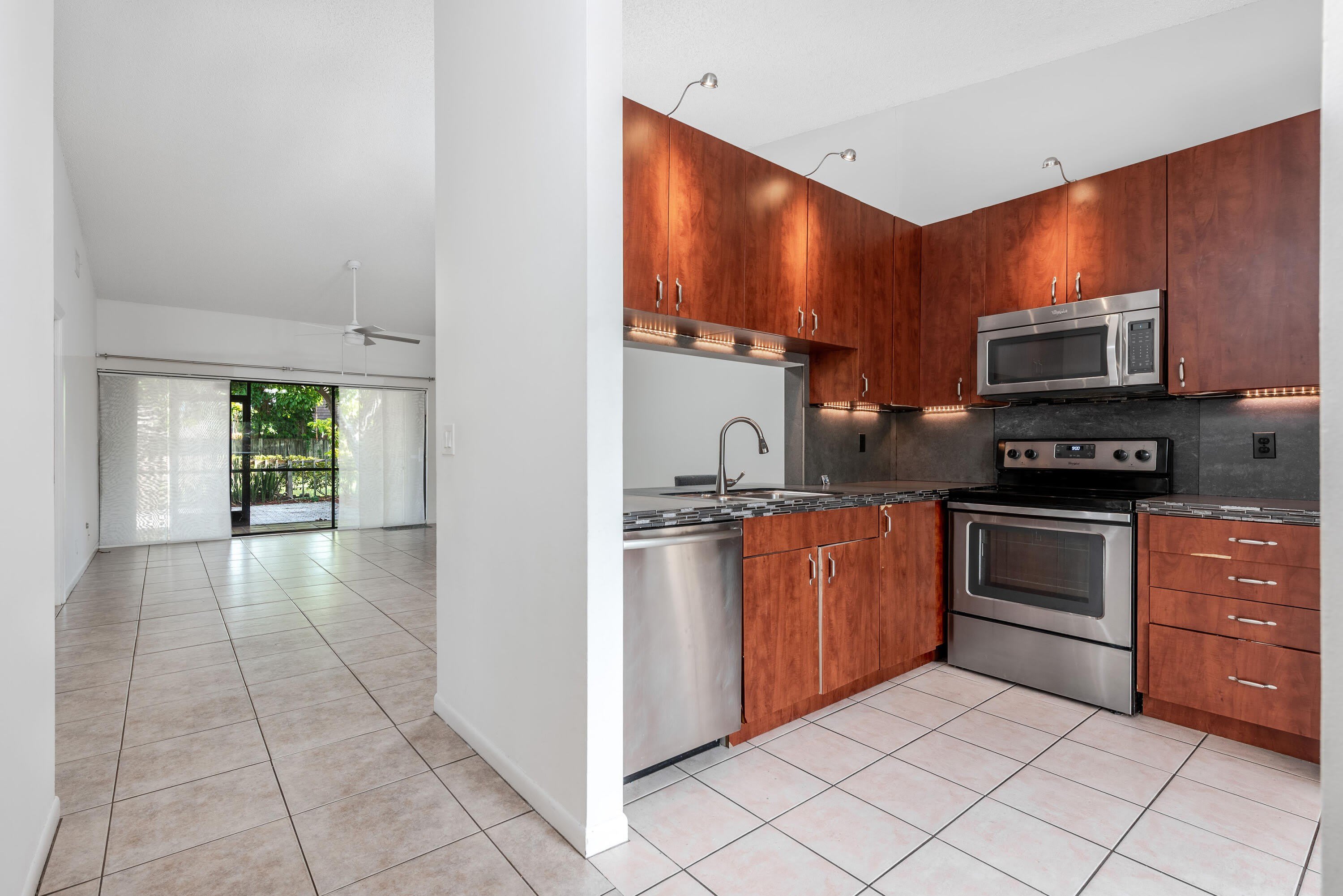 1013 NW 53RD Street – photo 4