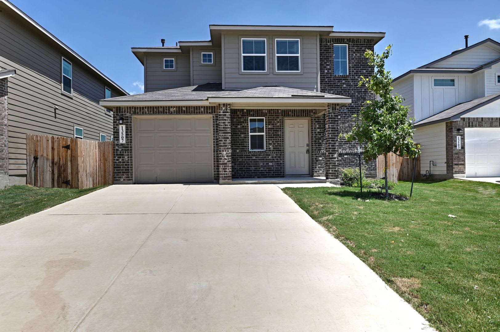 TWO STORY HOME – photo 2