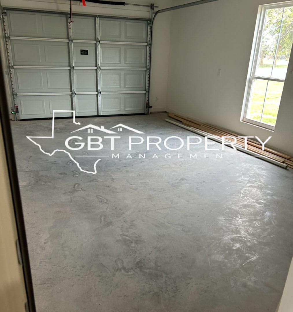 3 bed 2 bath House! – photo 3