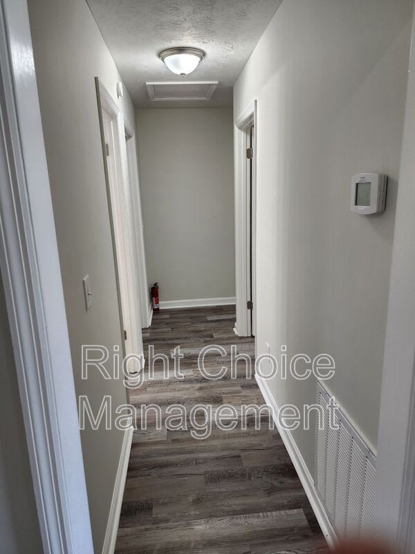3034 Lansing Ave – photo 3