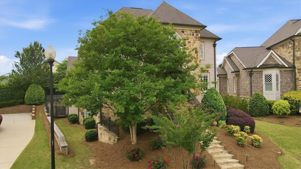 5869 Chickasaw Lane – photo 2