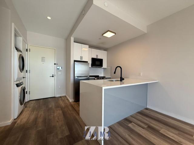 1120 St Johns Place – photo 2