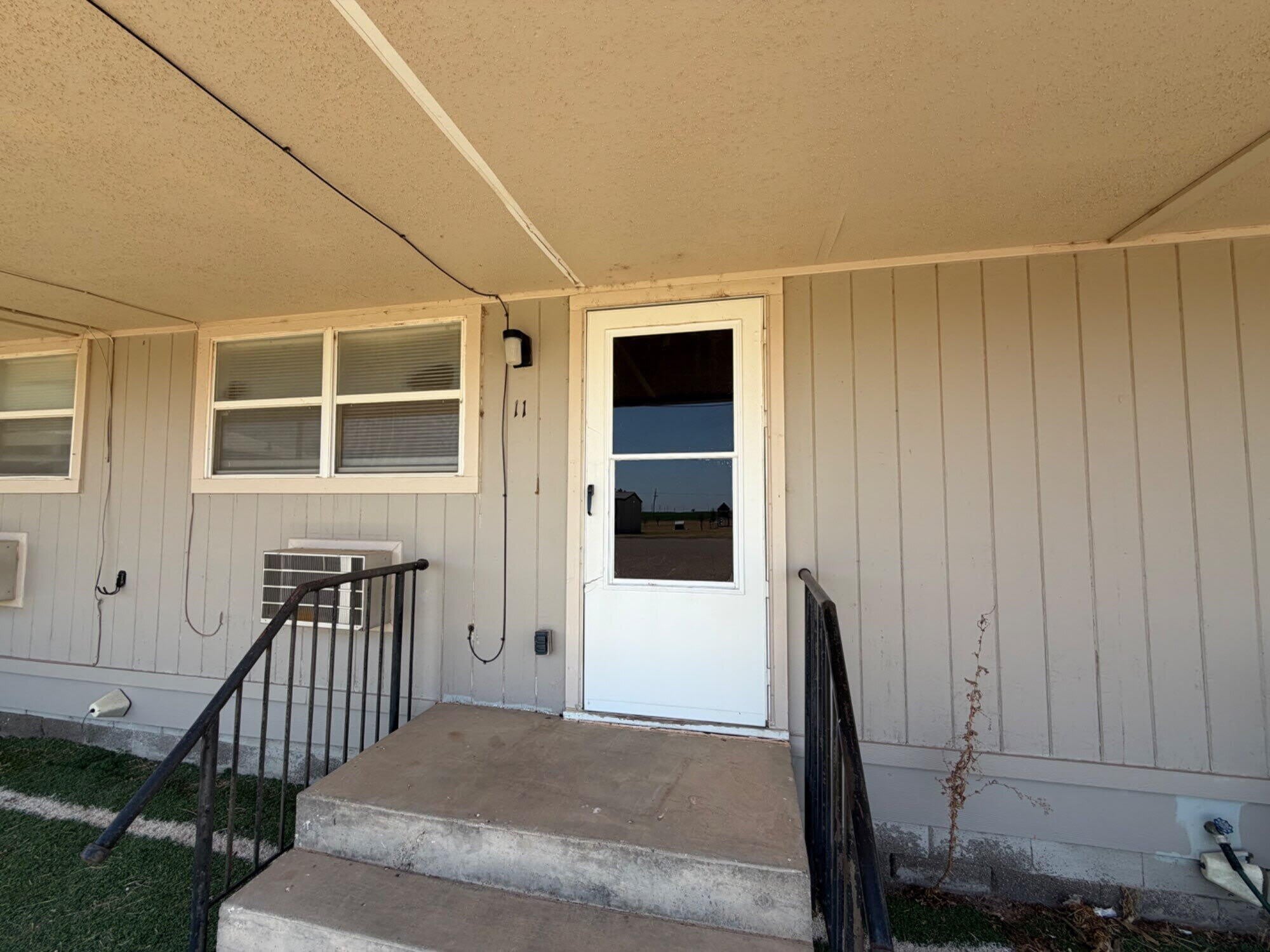 5909 E Farm To Market Road 40 – photo 2