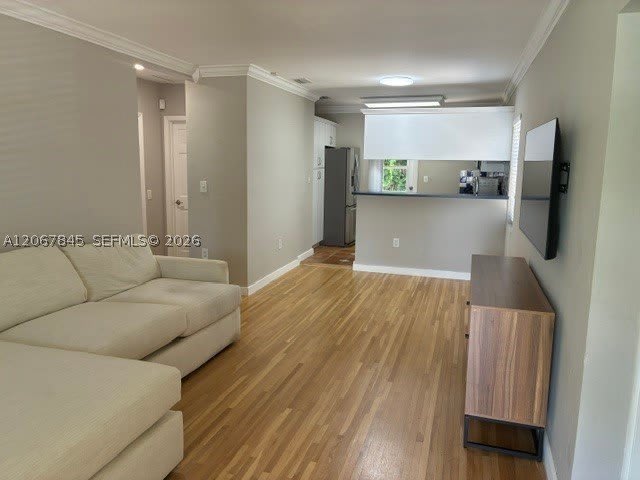 5886 SW 42nd St – photo 2