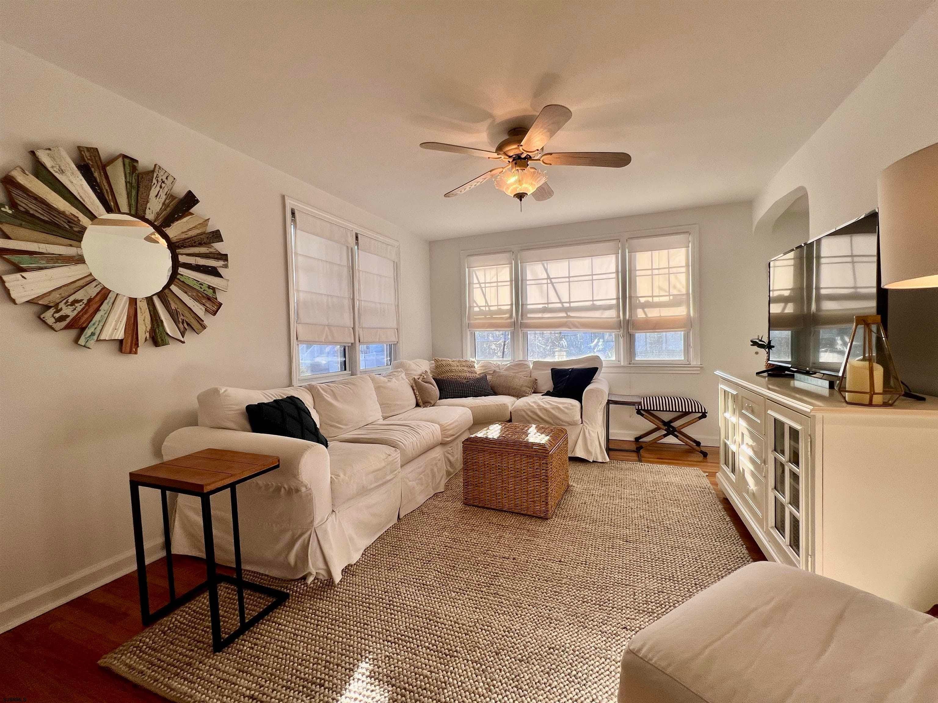 3 N Delavan Ave – photo 5