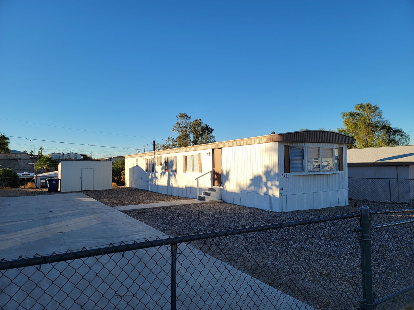 3 Bedroom Located In Bullhead City – photo 1