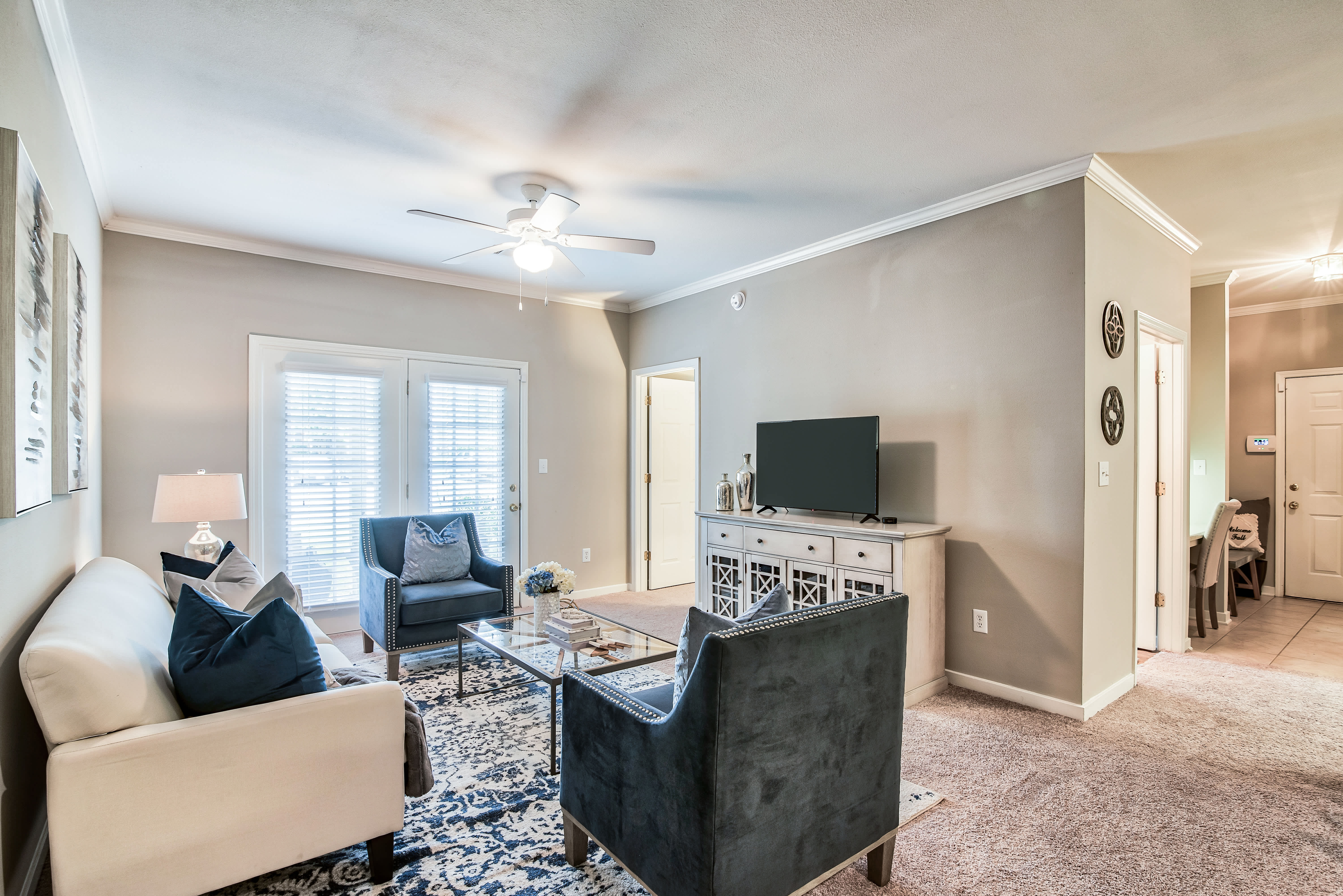 Cypress Lake Apartments – photo 3