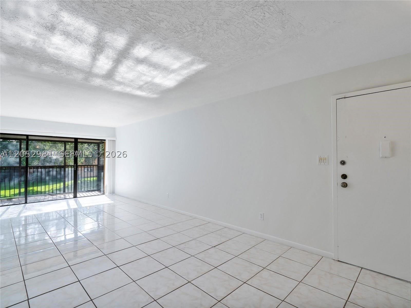 5801 Washington St – photo 5