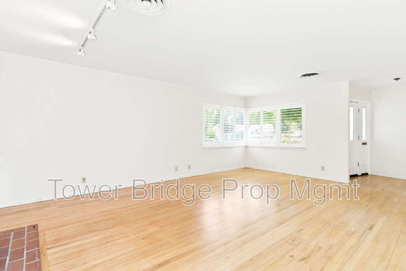 3751 El Ricon Way – photo 2