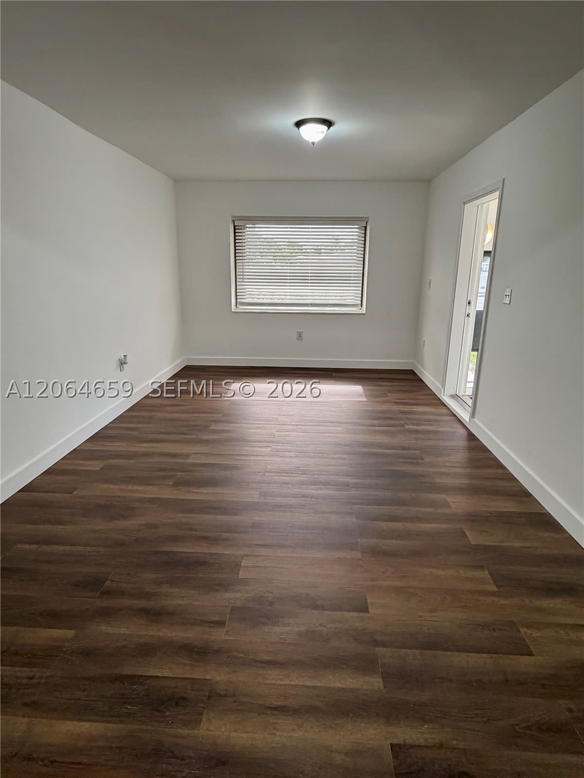 1200 NW 37th Ave – photo 5