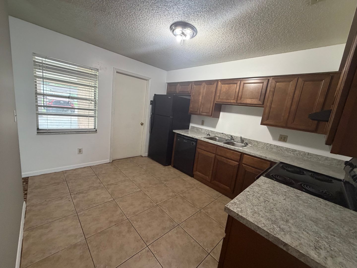 Charming Duplex In Sanford Move In Special 500 Off The First Month S Rent – photo 5